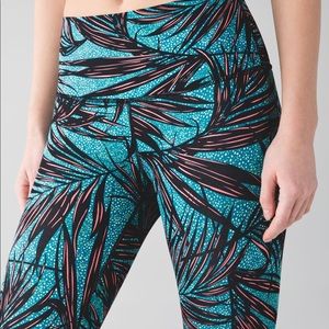 Lululemon High Times Pant Palm Teal Size 8